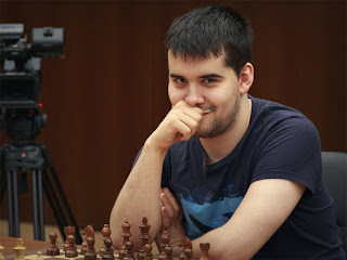 ENFRENTEI o MELHOR DO MUNDO - Magnus Carlsen Vs Raffael Chess 
