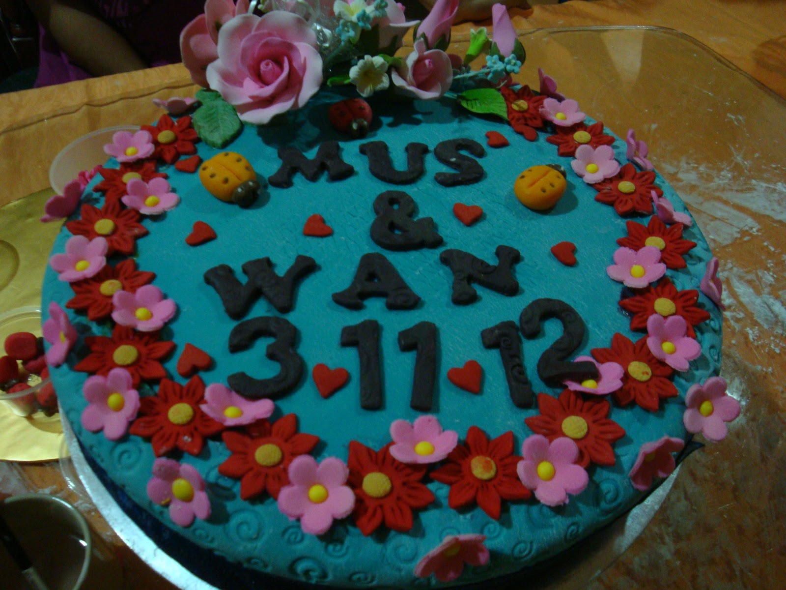 Kek coklat untuk hantaran Mus diAyer Hitam Johor. Azal Muffins & Cake House