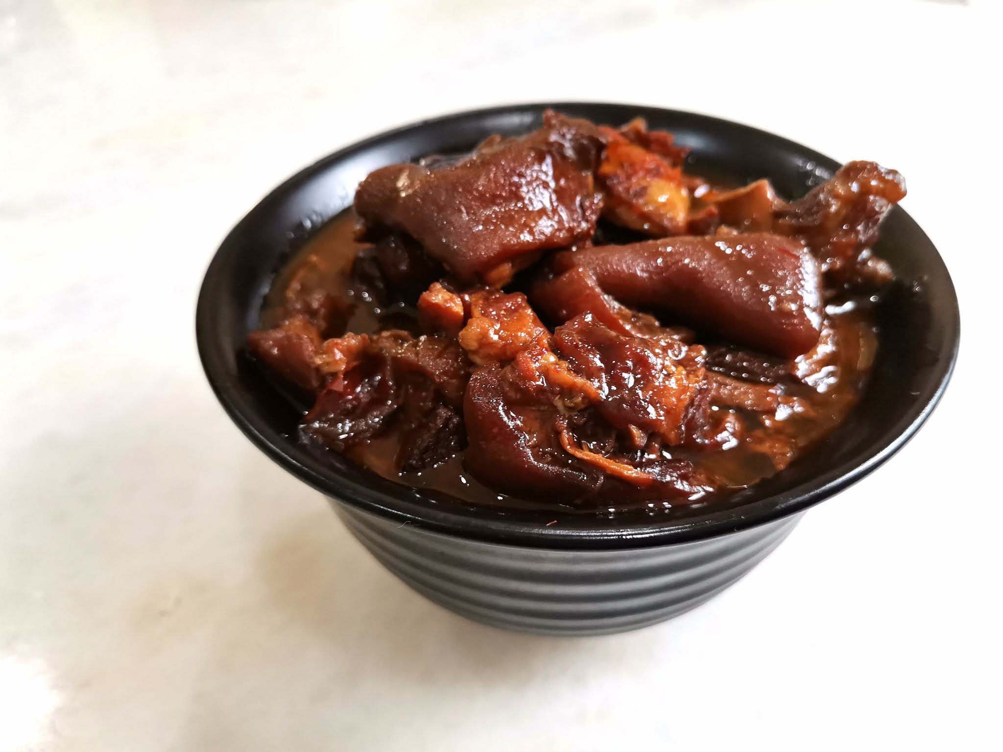 BLACK VINEGAR PORK TROTTER