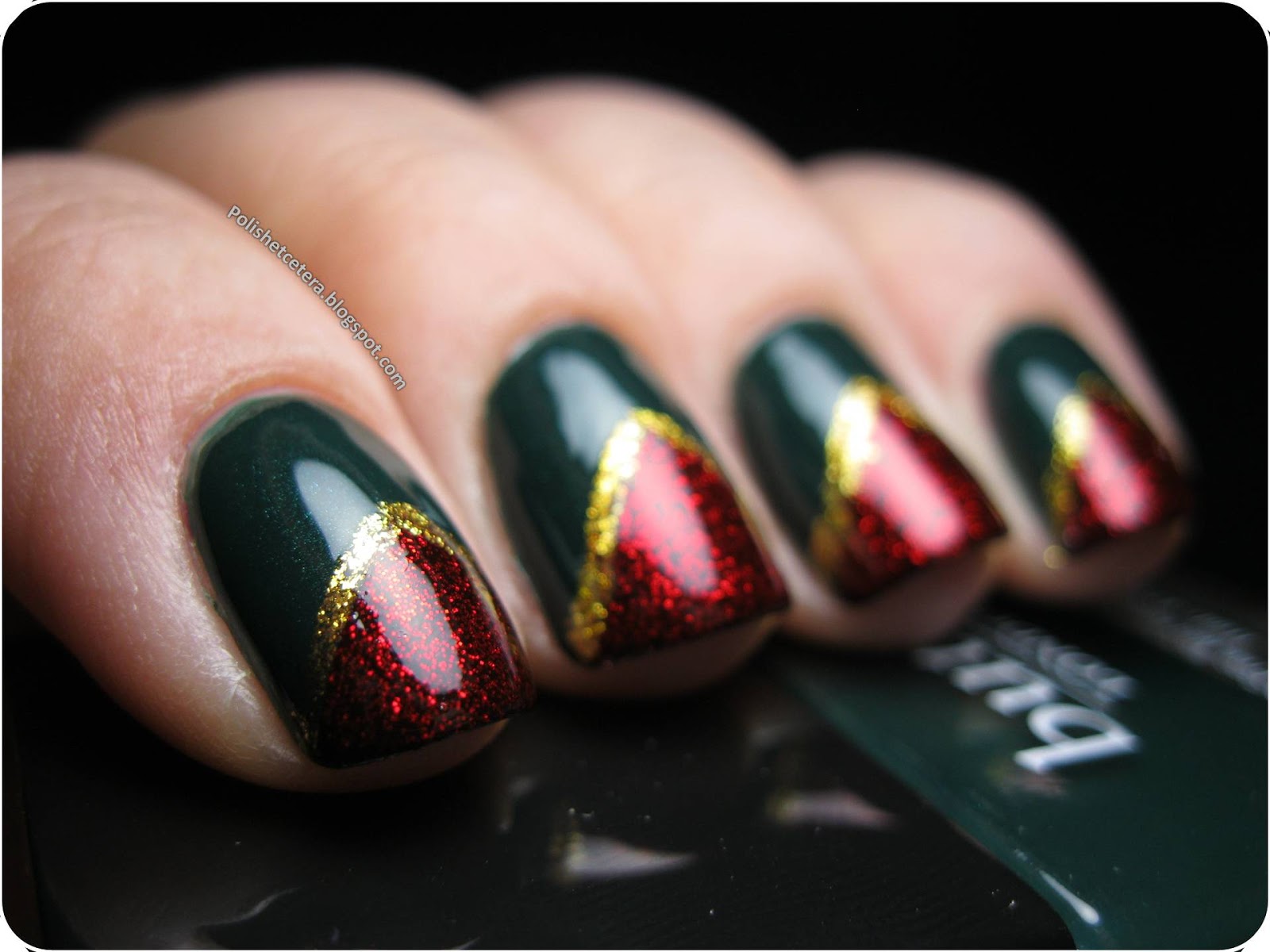 Red, Green, and Gold Polka Dot Nail Art - wide 4