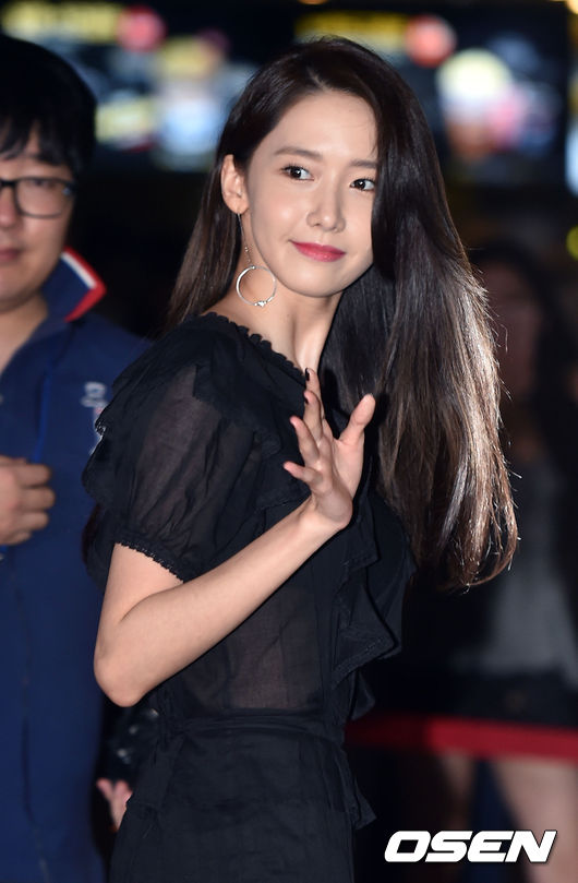 SNSD's pretty YoonA at the VIP premiere of 'The Truth Beneath ...