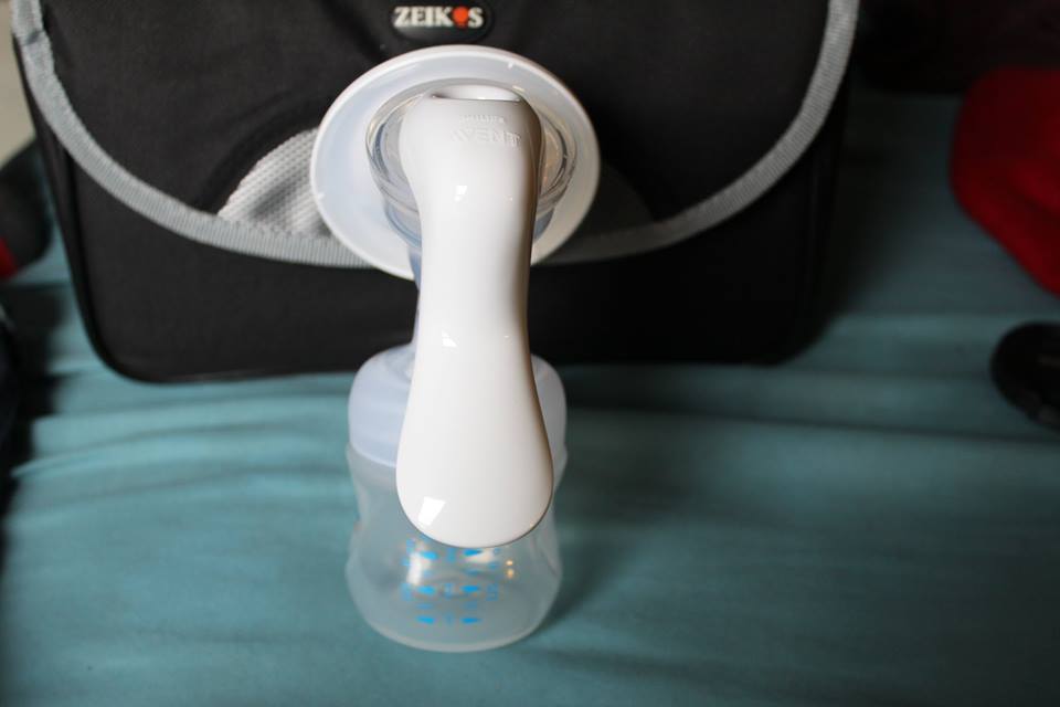 ChitChatMom Get the Best with the Philips Avent Comfort Manual Breast Pump