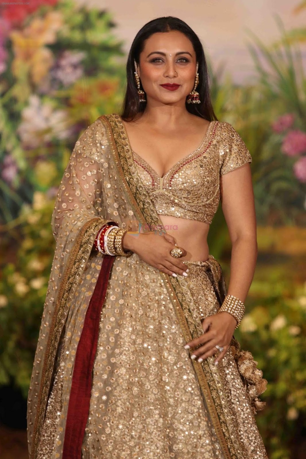 rani mukerji wiki height age boyfriend family biography facts rani mukerji wiki height age boyfriend family biography facts