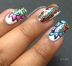 henna inspired nails acrylic outline paint nail designs using freehanded detailing brush drawing