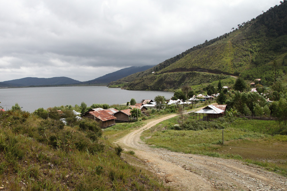 20 Tempat Wisata Terkenal di Papua Barat Alfabetis