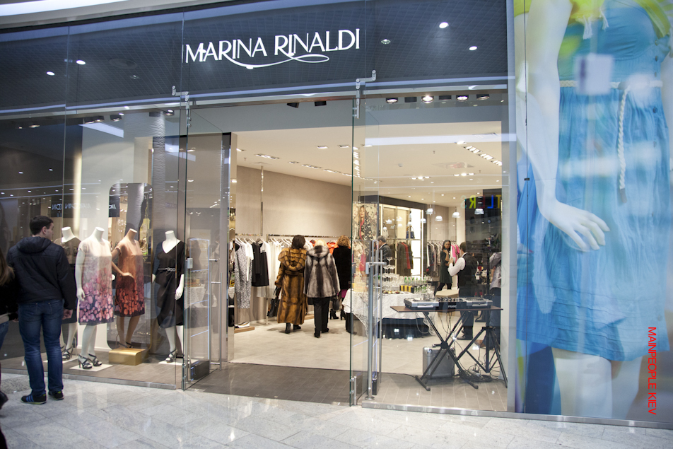 It's so pink: Marina Rinaldi store opening in Ocean Plaza