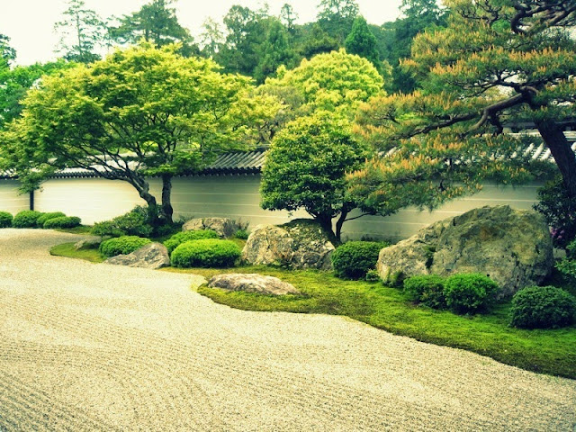 Japanese Zen Rock Garden