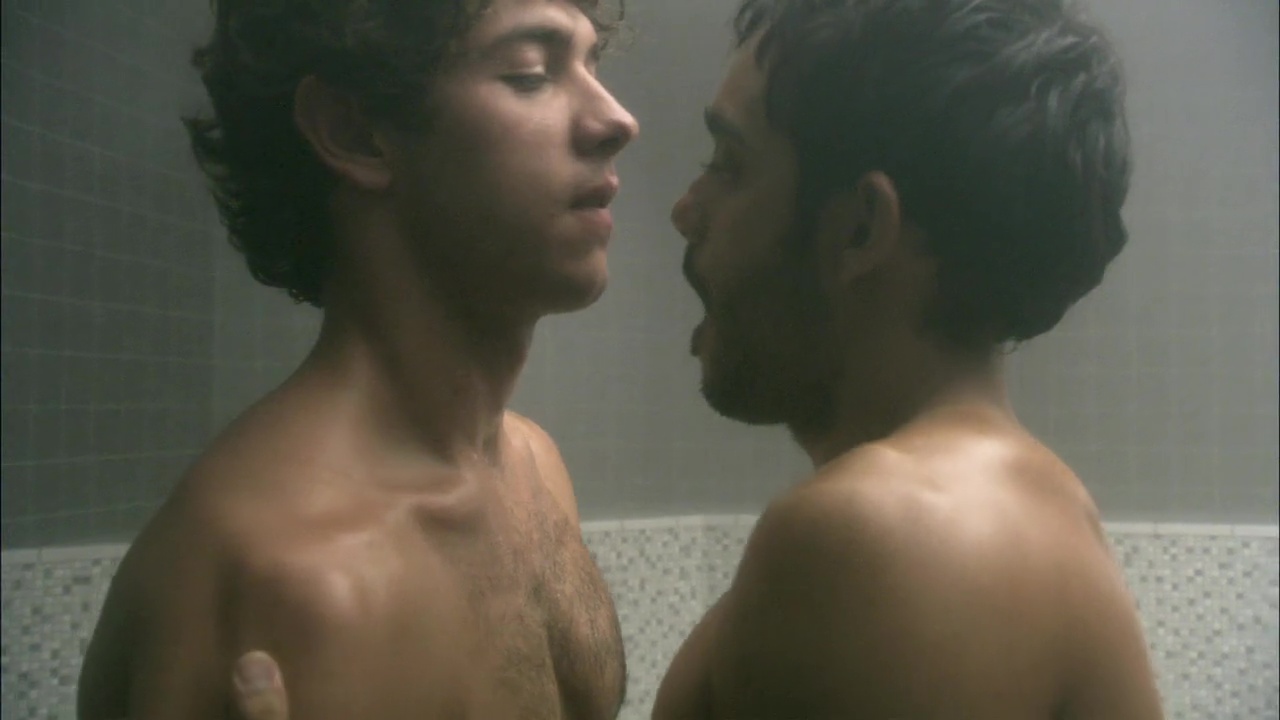 Michael Rady and Omid Abtahi nude in Sleeper Cell 2-04 "Faith" .