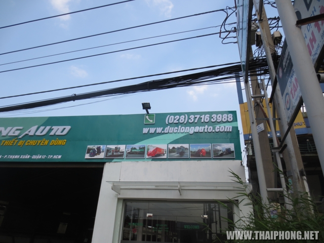 Thi công bảng hiệu Showroom