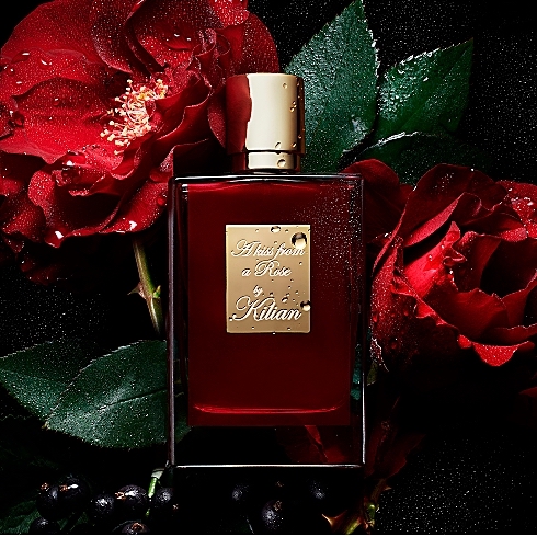 by kilian a kiss from a rose avis, parfum by kilian a kiss from a rose, by kilian parfum, kilian a kiss from a rose, parfum a kiss from a rose, by kilian perfume, a kiss from a rose by kilian, nouveau parfum by kilian, nouveau parfum femme, blog parfum femme, parfum de luxe, parfum de niche