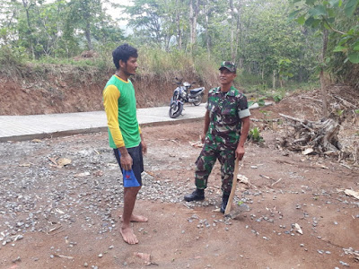 JALAN MULUS WARGA BERENCANA BANGUN RUMAH SETELAH TMMD SELESAI JALAN MULUS WARGA BERENCANA BANGUN RUMAH SETELAH TMMD SELESAI
