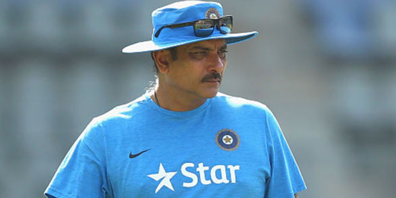 How much Ravi Shahstri earn as Indian cricket coach 2017