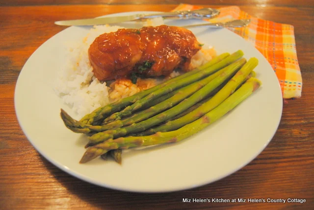 Instant Pot Apricot Chicken at Miz Helen's Country Cottage