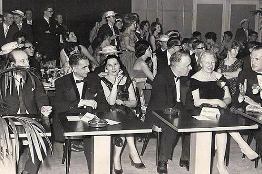 Grote Fuif in Tivoli "50 Jaar De Munnik" op zaterdag 9 april 1960