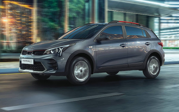 Novo Kia Rio 2021 tem facelift e versão off-road  para Rússia