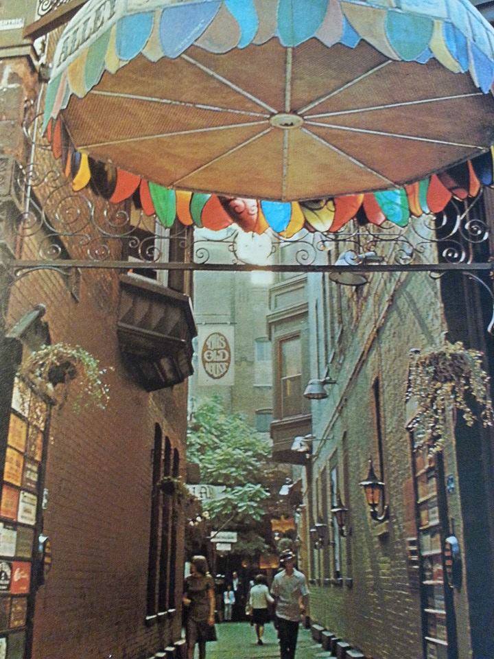 The Digital Research Library of Illinois History Journal™ The Old