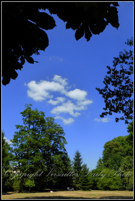 Puffy clouds nuages Versailles Domaine de Madame Elisabeth