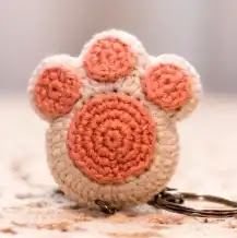 Llavero Huella de Perrito a Crochet Llavero Huella de Perrito a Crochet