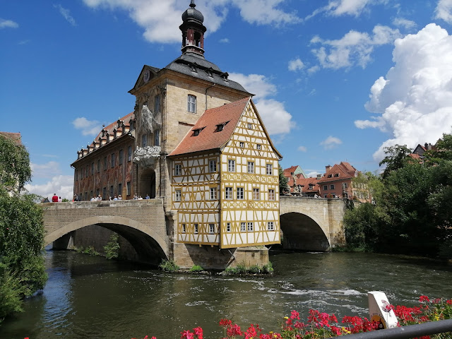 Radioreise Podcast am Rathaus in Bamberg