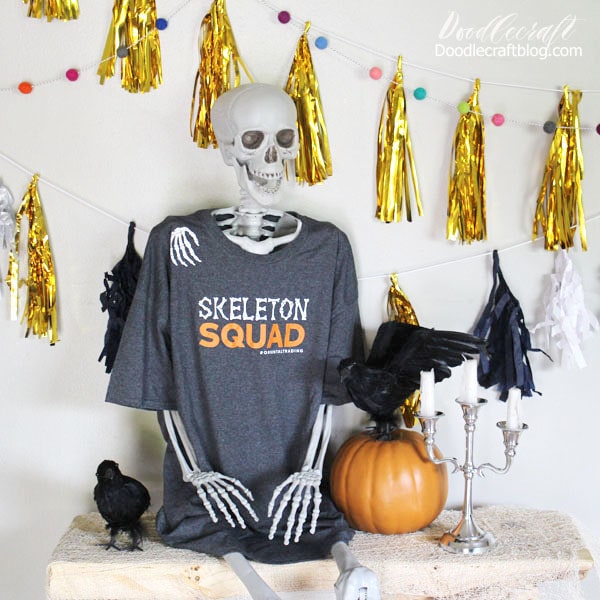 Posable Skeleton Haunting Halloween Decor