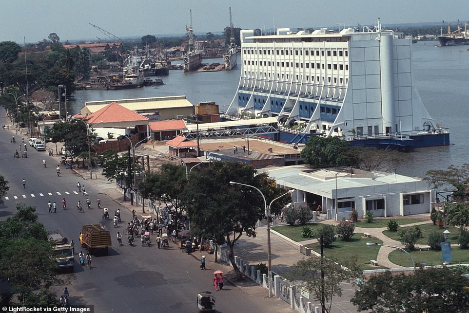 Saigon Floating Hotel