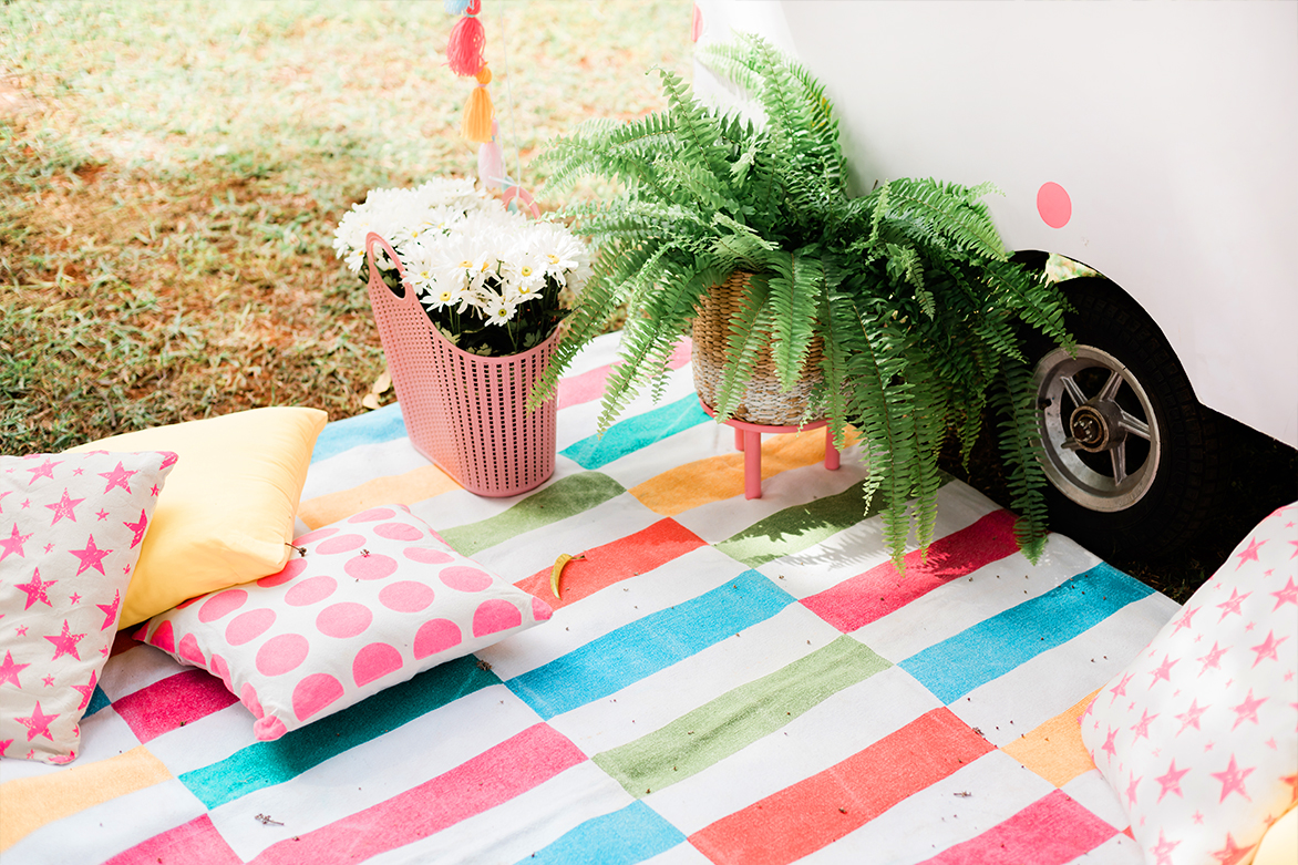 decoracao festa picnic piscina trailer verao gelato flores margarida 1 ano colorida blog do math brasilia