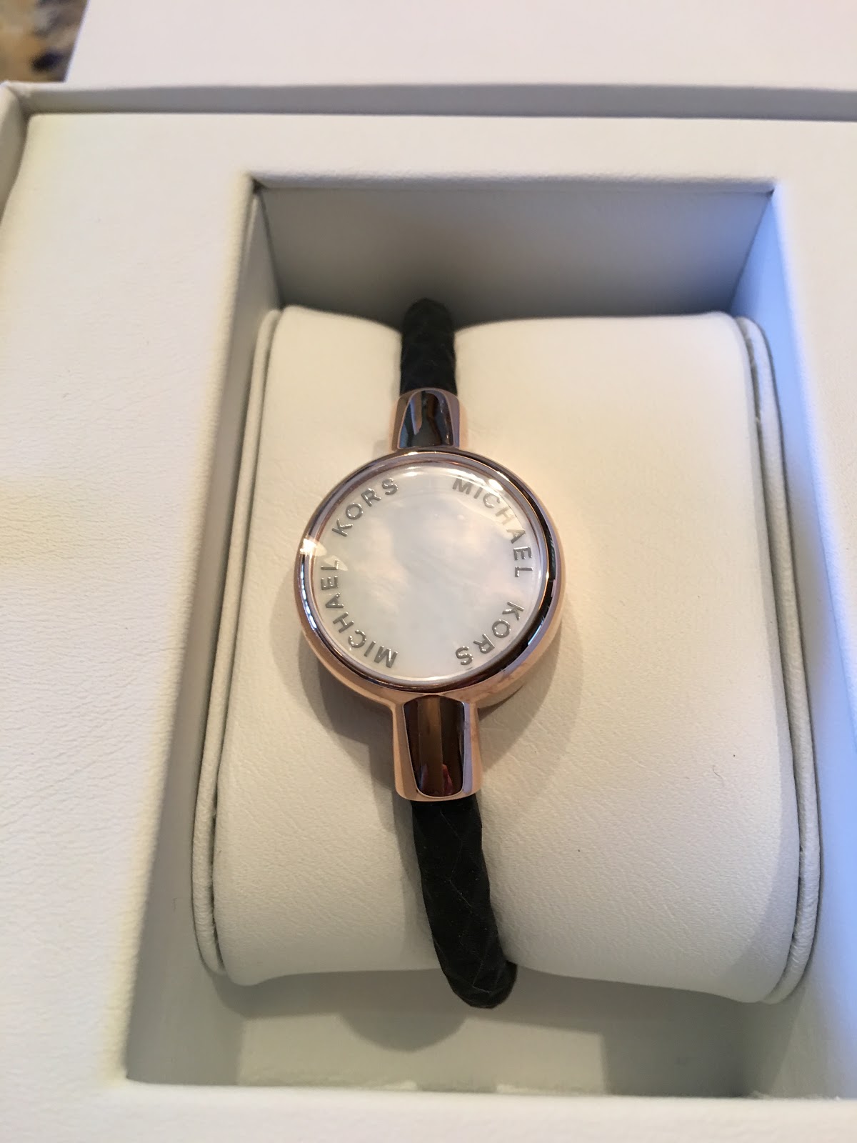 Beautify MICHAEL KORS TRACKER