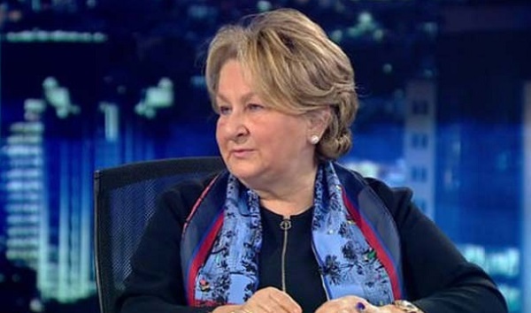 Kezban Hatemi kimdir? aslen nereli? kaç yaşında? eşi kim? biyografisi ve hayatı hakkında kısa bilgi. Kezban Hatemi kimdir? aslen nereli? kaç yaşında? eşi kim? biyografisi ve hayatı hakkında kısa bilgi.