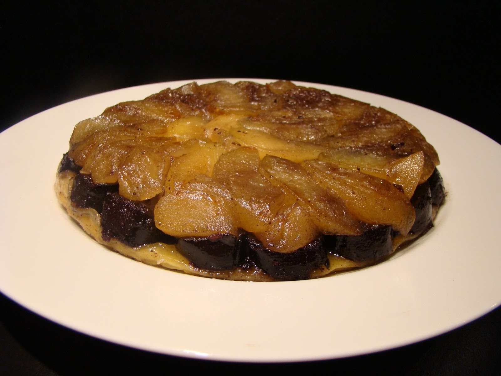 Anversoise: Tarte tatin de boudin noir et pommes
