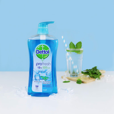 Dettol Melancarkan Semula Rangkaian Pembersihan Diri.  Diperkenalkan semula untuk melindungi 1.97 juta isi rumah Malaysia daripada 100 kuman berbahaya cara menggunakan dettol antiseptik dettol pencuci luka cara mencuci baju dengan dettol pencuci dettol cara basuh baju guna dettol kegunaan dettol antibacterial disinfectant pencuci lantai dettol cecair antiseptik dettol  rangkaian barang dettol komposisi dettol antiseptik cair produk dettol kegunaan dettol antibacterial disinfectant sabun dettol cair bahaya dettol antiseptik cara menggunakan dettol antiseptik efek samping sabun dettol dettol cair untuk gatal jenama perlindungan kuman No.1 di dunia Bebaskan Diri dan keluarga dari 100 jenis kuman dengan Dettol ProFresh 4 Rangkaain Pembersih Dettol