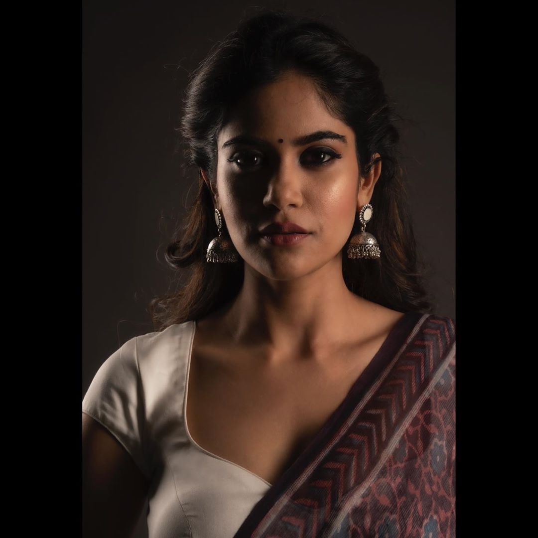 Aditi Pohankar Hot Videos: A Comprehensive Guide To Her Career And