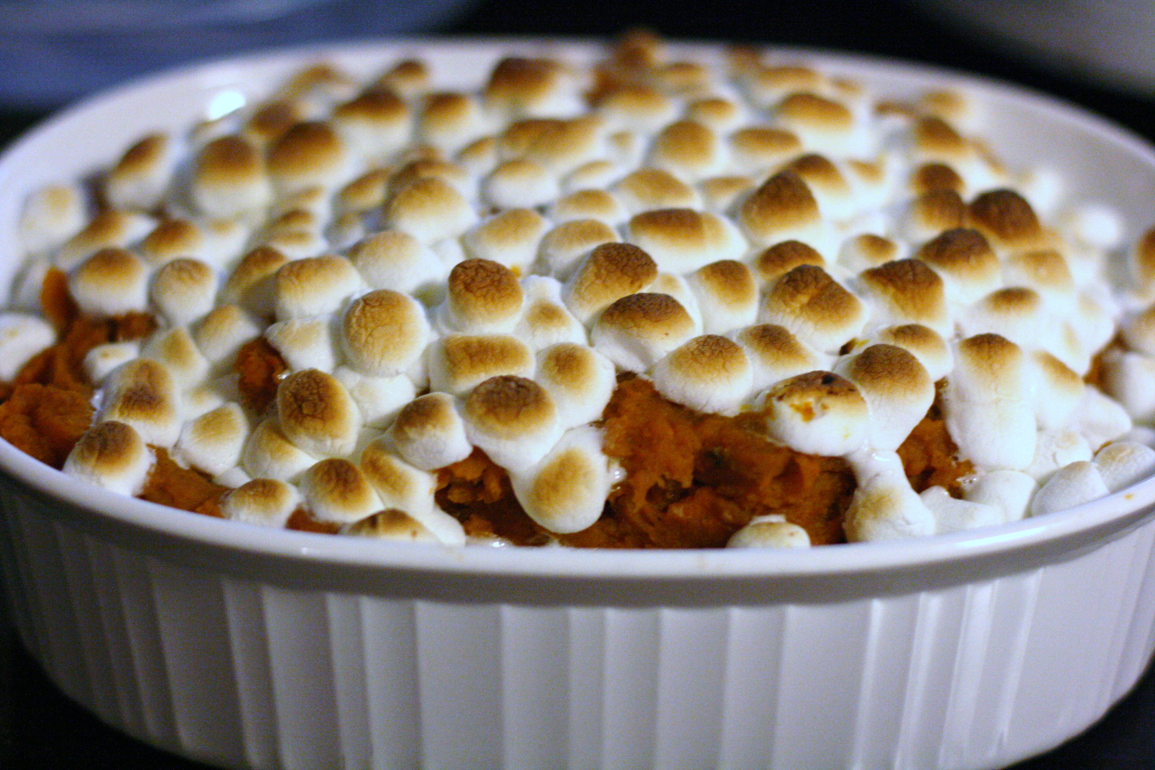 Crockpot Sweet Potatoes with Marshmallows