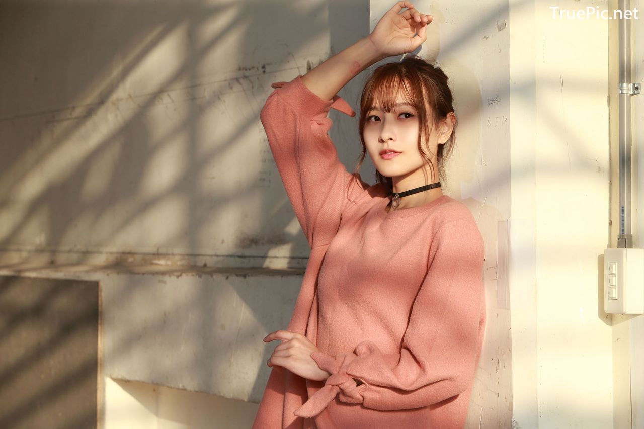 Image-Taiwanese-Model-郭思敏-Pure-And-Gorgeous-Girl-In-Pink-Sweater-Dress-TruePic.net- Picture-35