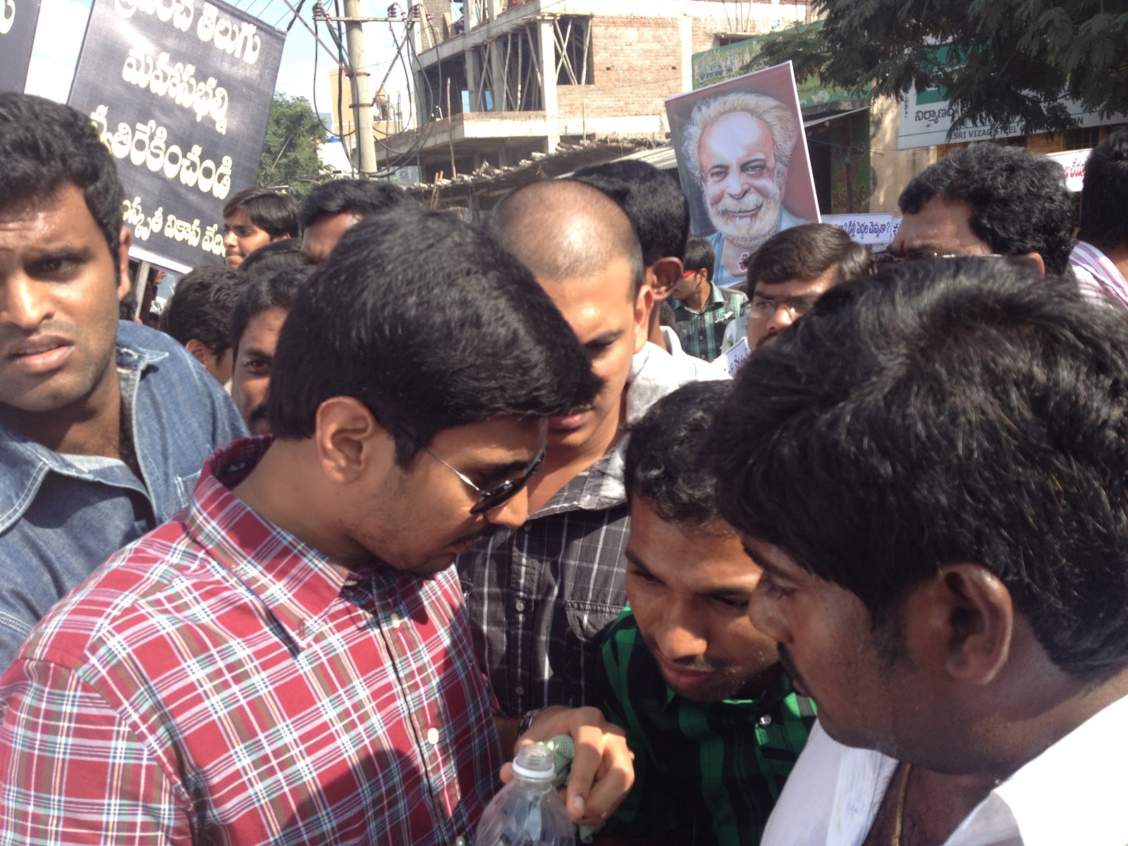 DEEPA 'K' M S: Bhumana Abhinay Reddy - Tirupati Politics