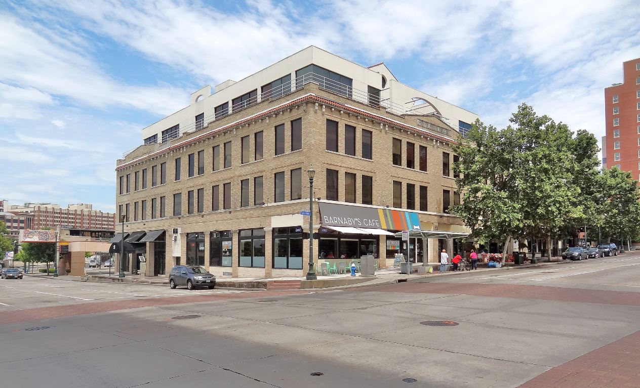 Houston in Pics Barnaby's Cafe in Downtown Houston Market Square Par