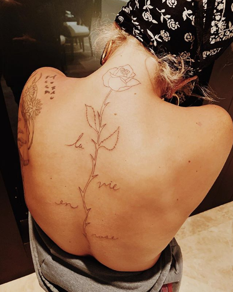 Lady Gaga se hizo este terrible tatuaje y culpó al alcohol (+foto)