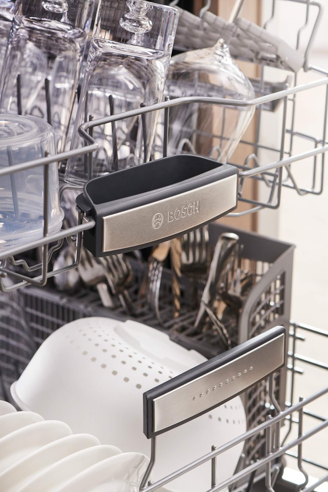 Introducing the Bosch 800 Series Dishwasher with Crystal Dry from Best