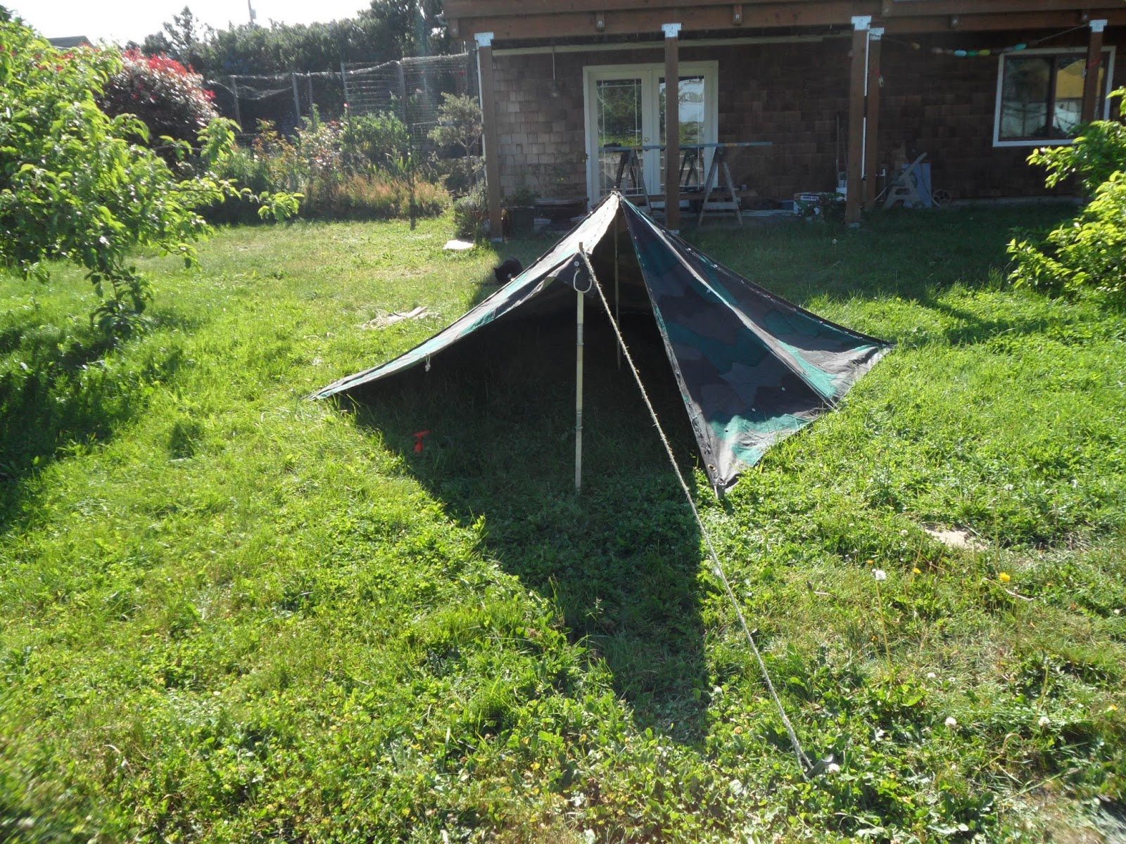 Four Bees Swedish Zeltbahn Tent SetUp