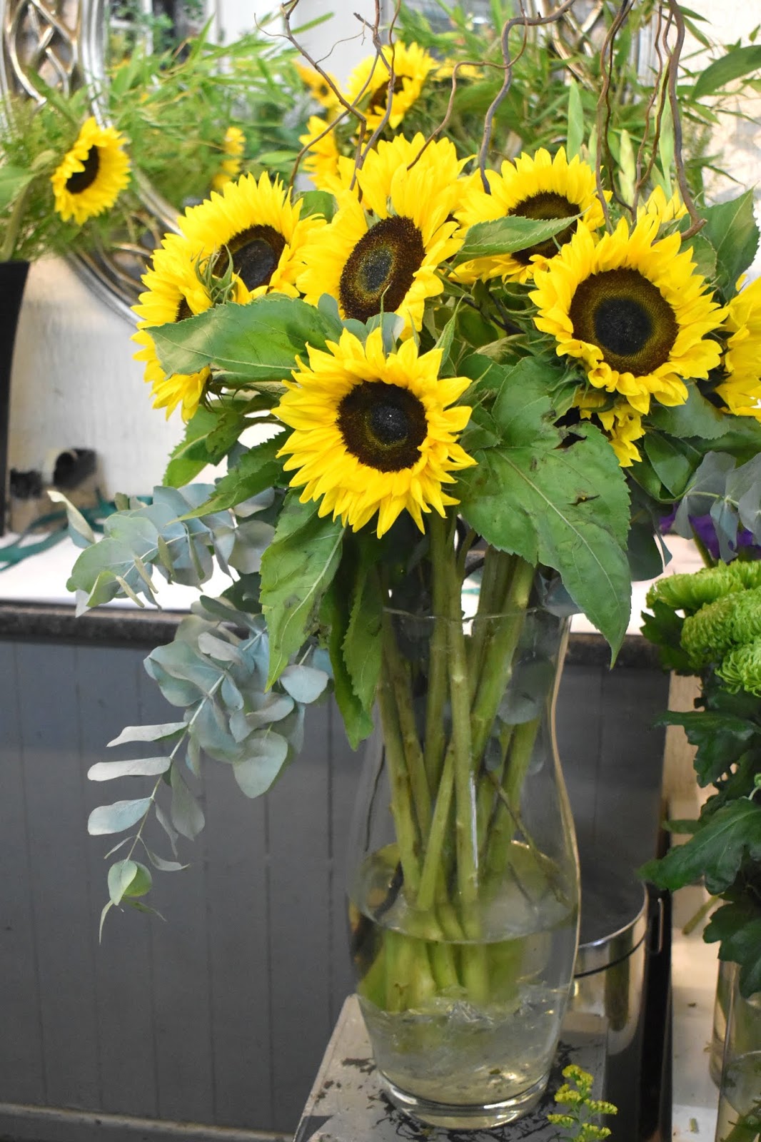 Katherine's Florists Newcastle Bubbles and Blooms Flower