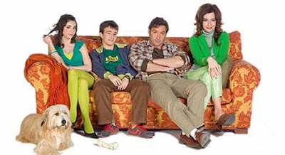 Spanien Comedy Serien Ableger - Eine schrecklich nette Familie