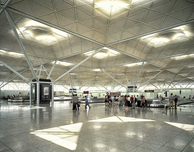 Terminal del Aeropuerto de Stansted | Norman Foster | Estructura modular