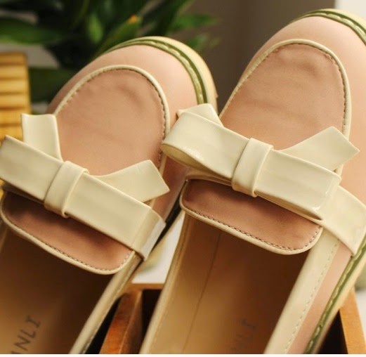 Zapatos clásicos de mujer Zapatos clásicos de mujer