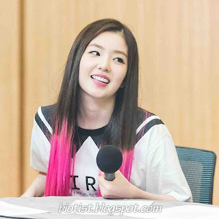 Red Velvet Irene Photos With Pink Hairstyle Red Velvet Irene Photos With Pink Hairstyle