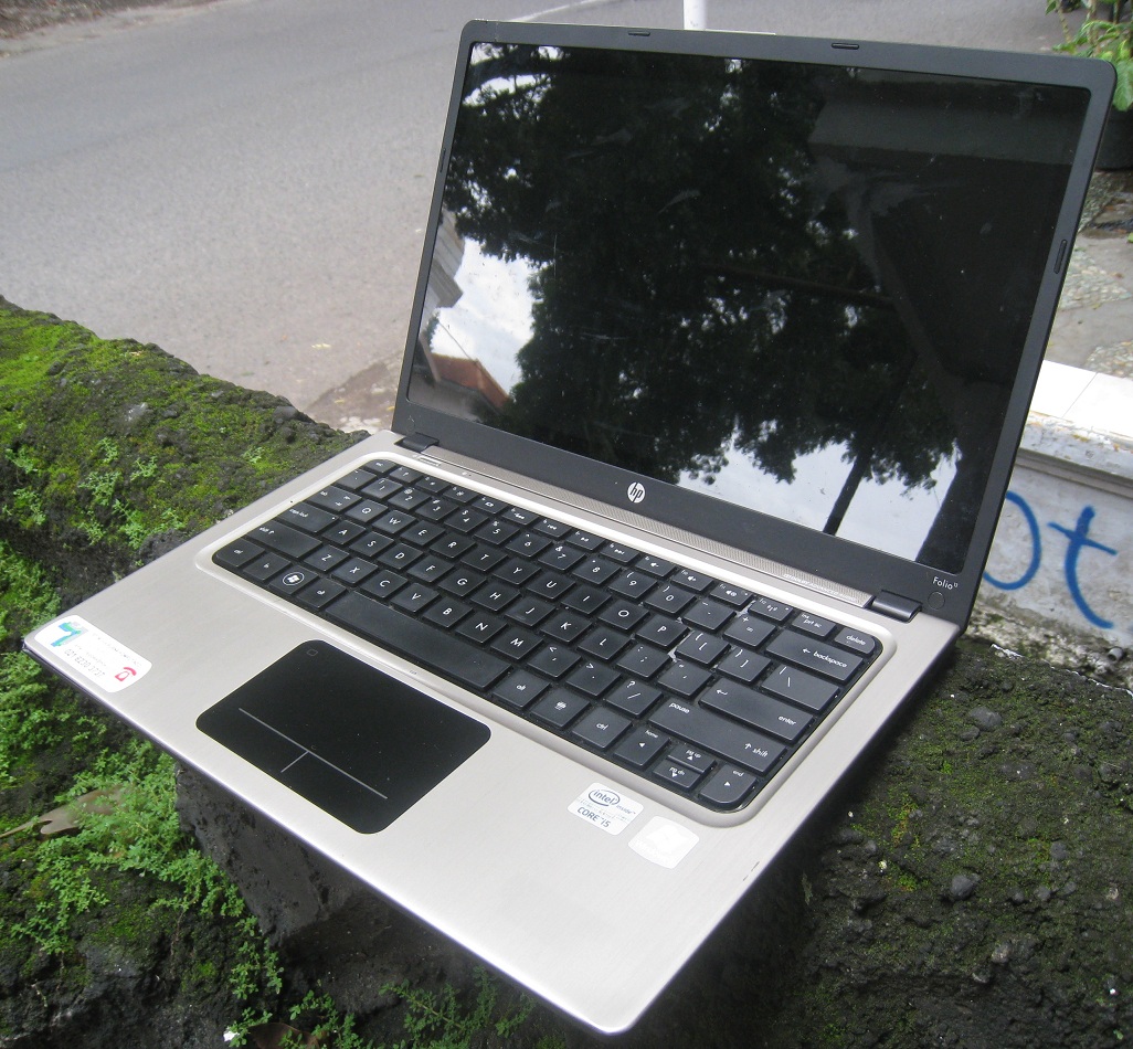 Jual Laptop Bekas - HP Folio 13 | Jual Beli Laptop, Kamera Bekas