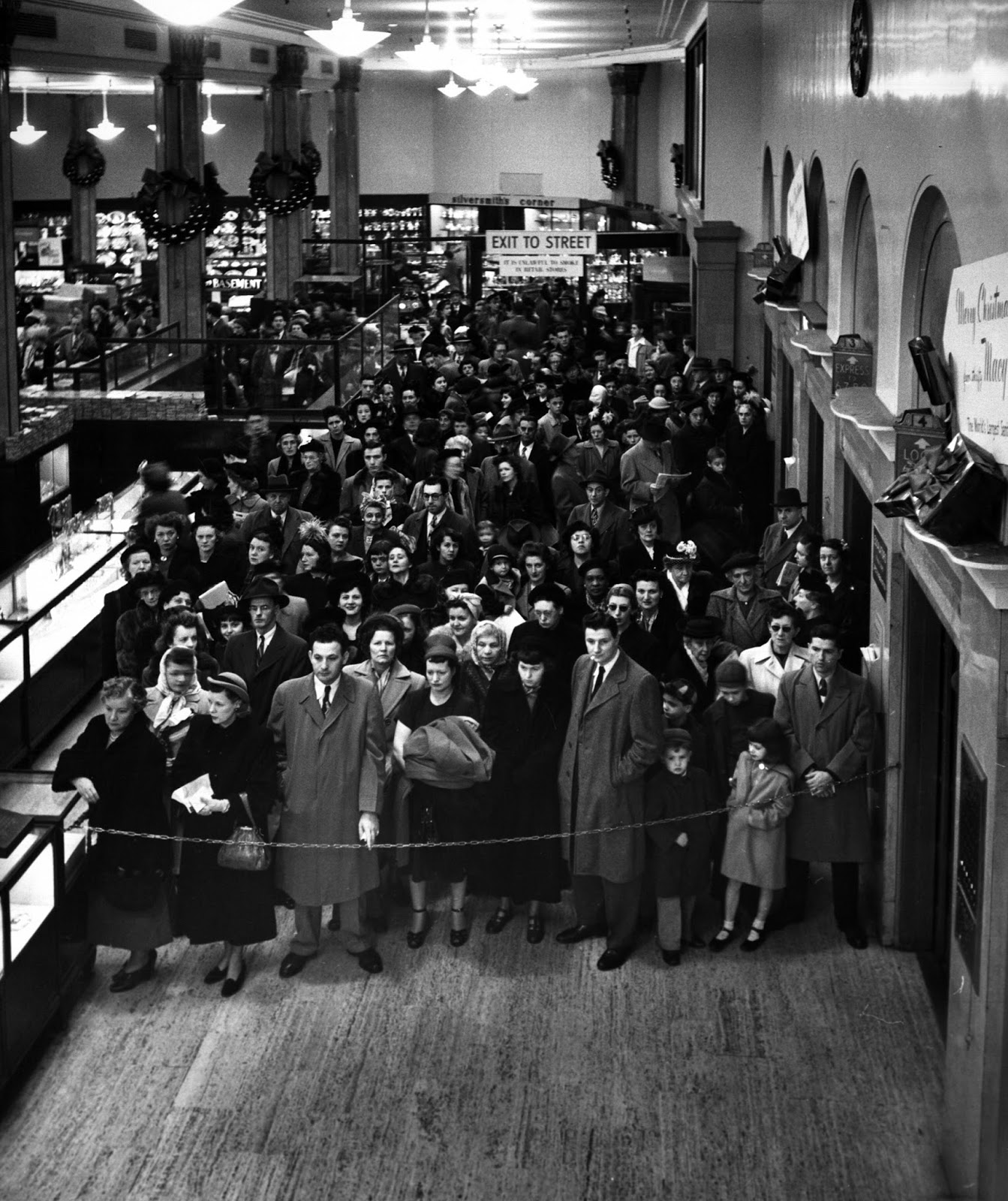 Macy's Preparations for the Christmas Season in 1948, Here's What Black Friday Looked Like