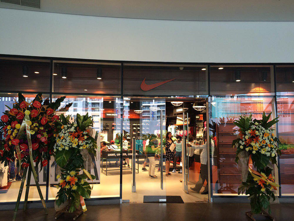 Idear historia recurso The Launch of Nike Young Athletes Store in BGC - Mommy Practicality
