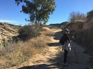 Nos vamos de excursión, embalse de Elche, trekking, senderismo, salida en familia, salida al campo, caminata,