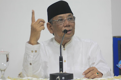 KH Achmad Hasyim Muzadi