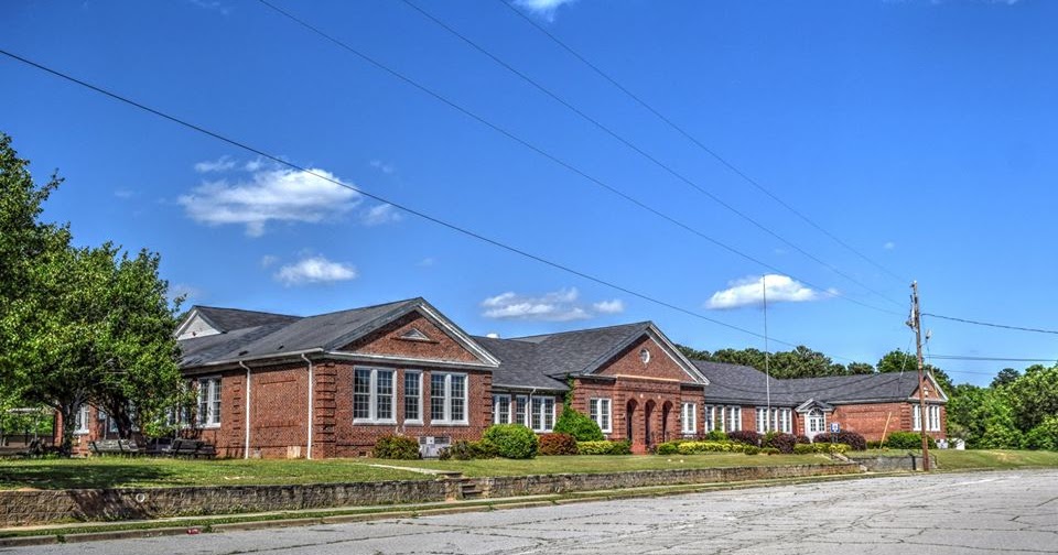 I think this is the old Lincoln County High School