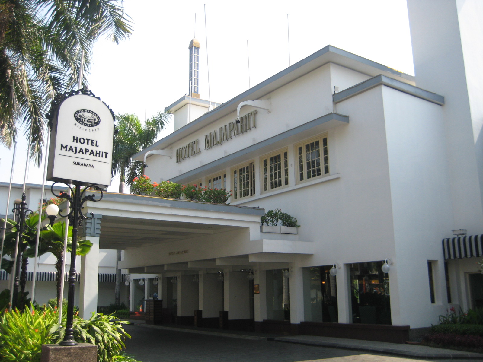 Hotel Majapahit Surabaya, Jejak Sejarah dan Cagar Budaya dengan Sisa ...